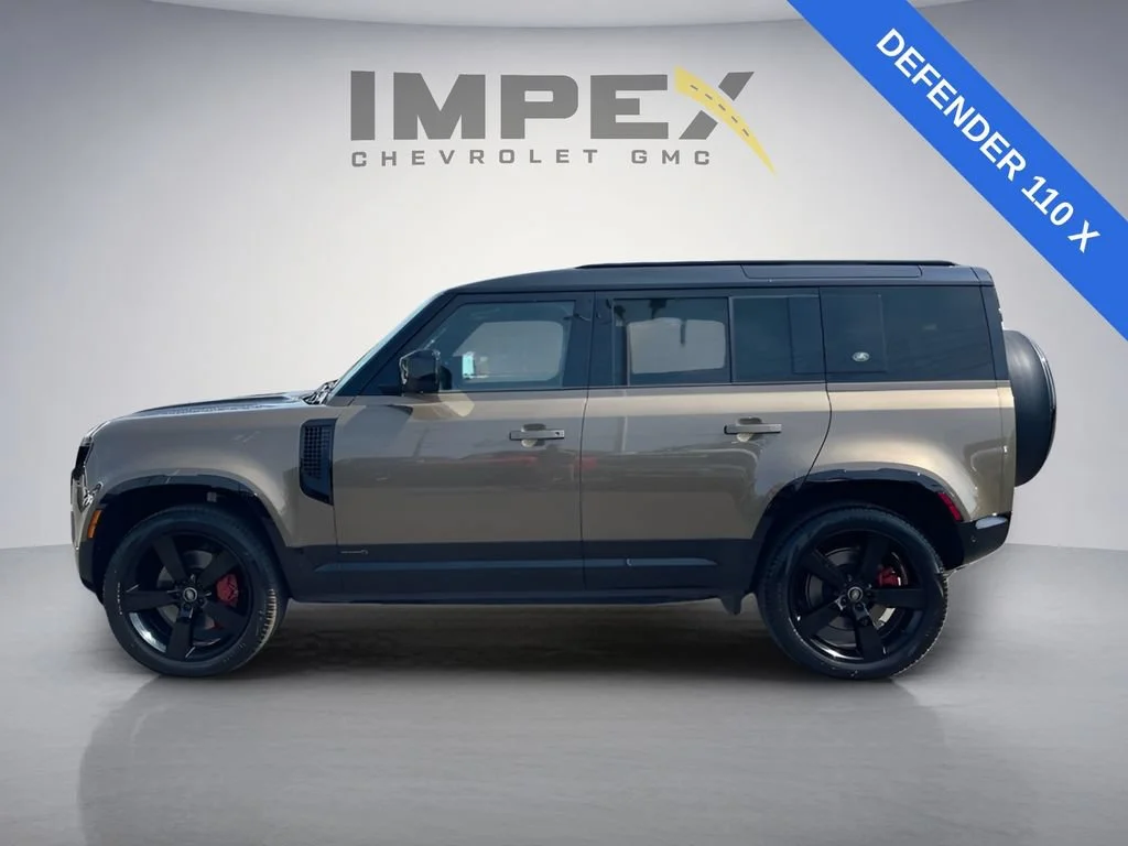 Used 2024  Land Rover X image 4