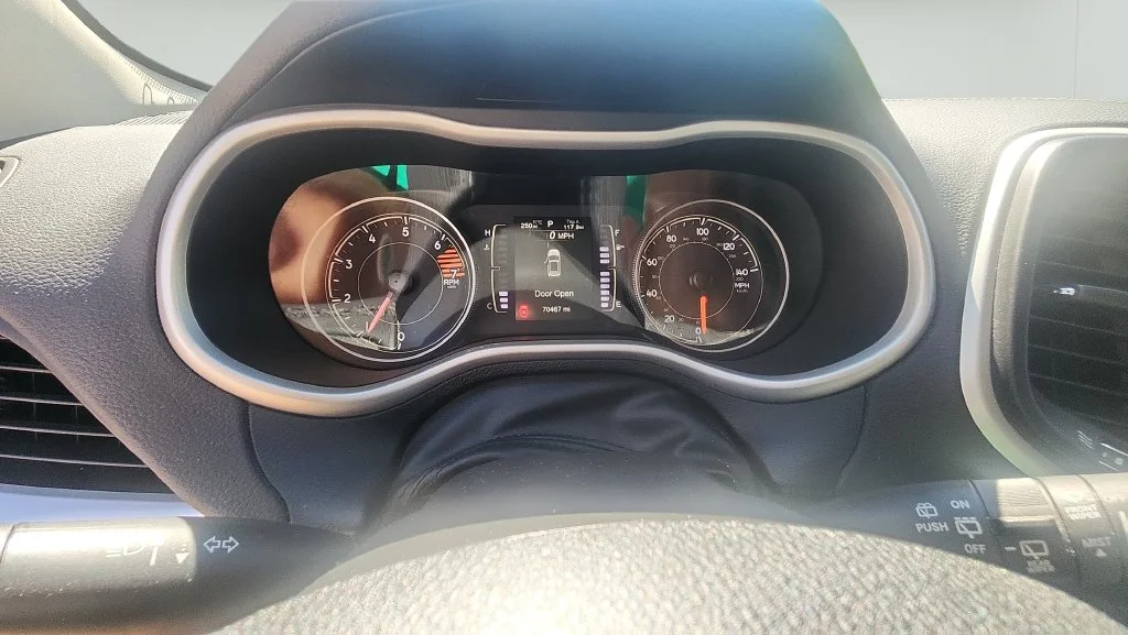 Used 2018 Blue Jeep Latitude Plus image 16