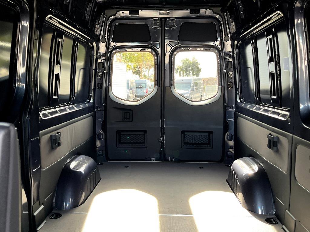 2024 Mercedes-Benz Sprinter Cargo Van Base - Photo 18