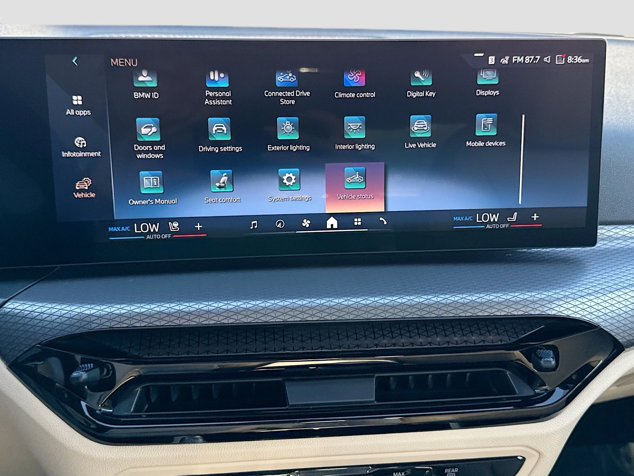 New 2026 Black Sapphire Metallic BMW 330i image 30