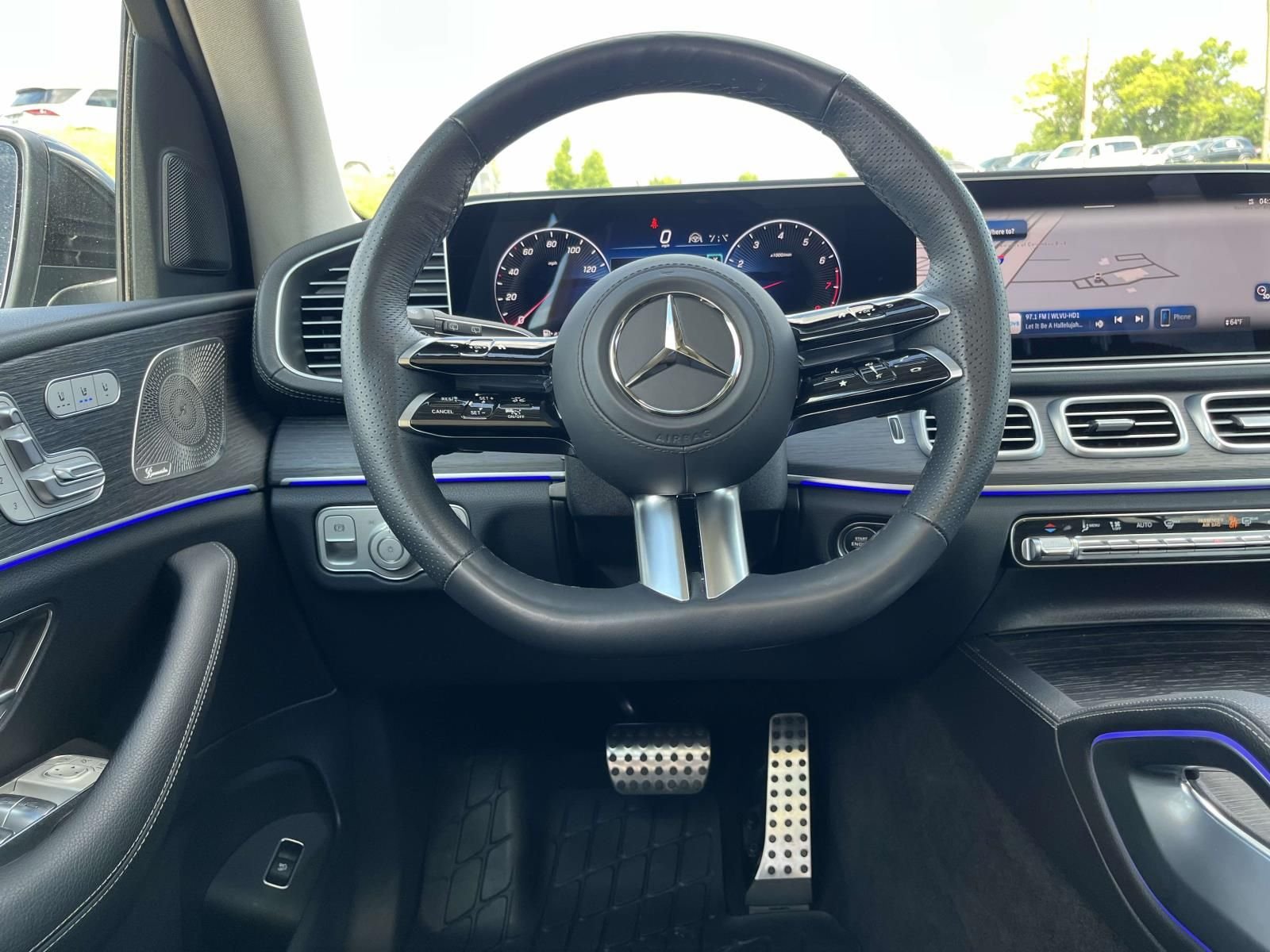 Used 2026 Obsidian Black Metallic Mercedes-Benz GLS 450 image 14