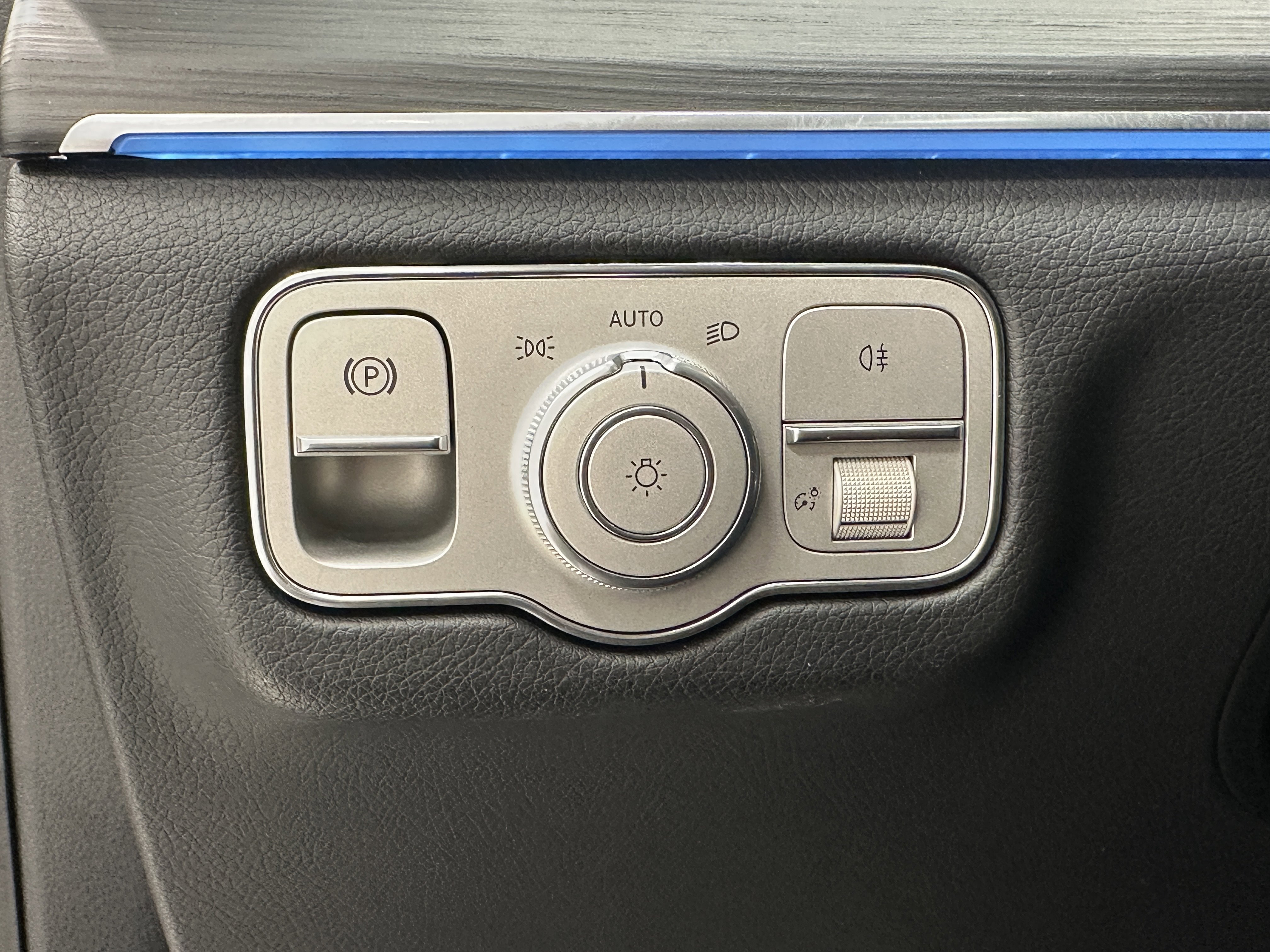 Certified Used 2024 Gray Mercedes-Benz GLS 450 image 38