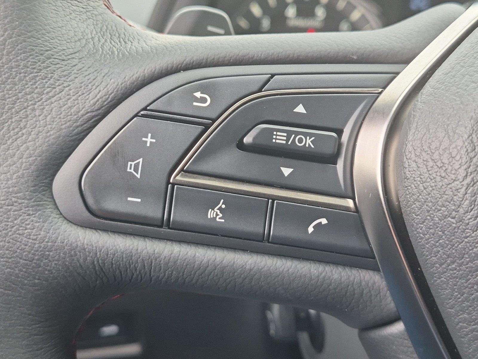 Used 2023 Midnight Black INFINITI RED SPORT 400 image 19