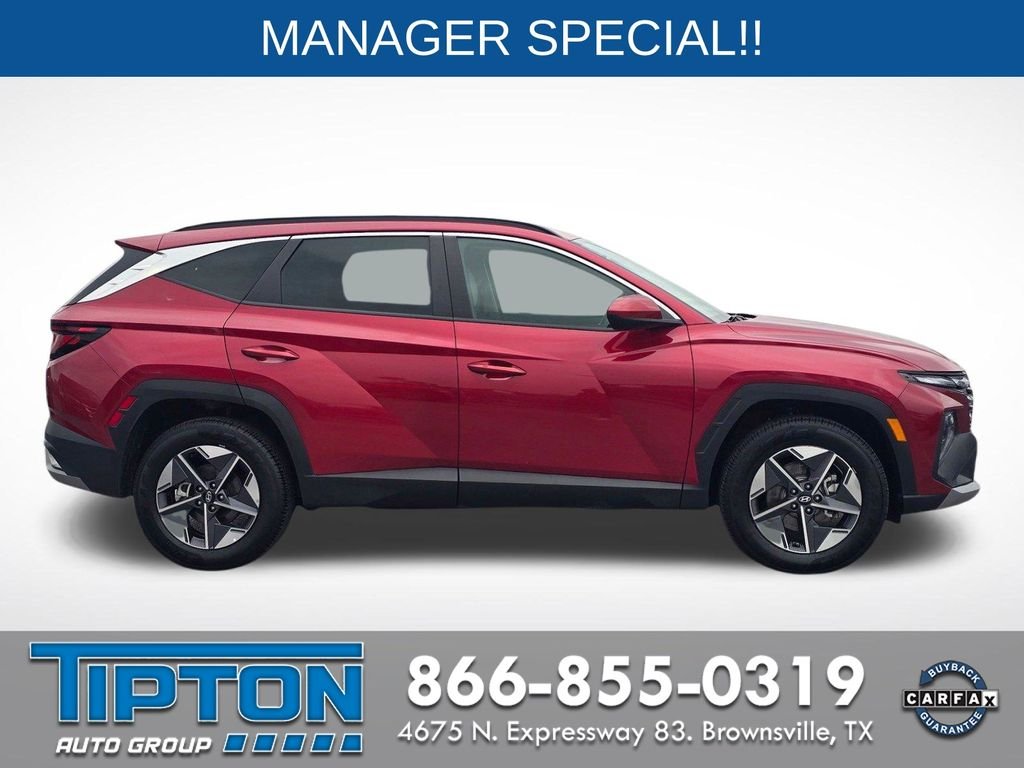 Used 2025 Red Hyundai SEL image 4