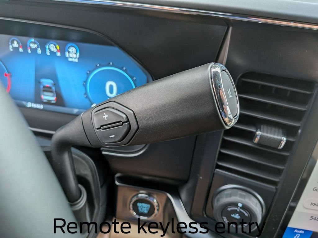 New 2026 Glacier Gray Metallic Tri-Coat Ford F-250® Lariat® image 23