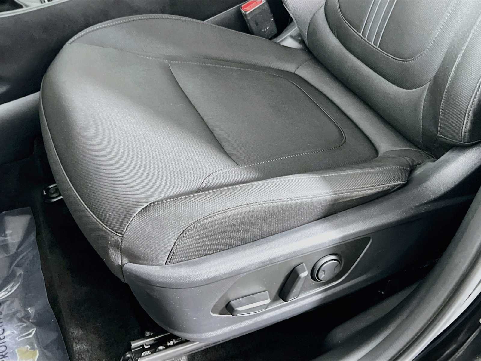Used 2024 Black Pearl Hyundai SEL image 19