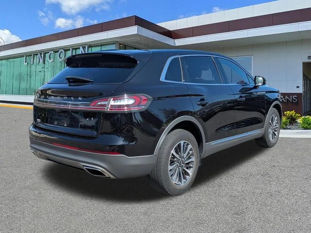 Certified Used 2023 Black Metallic Lincoln Reserve image 4