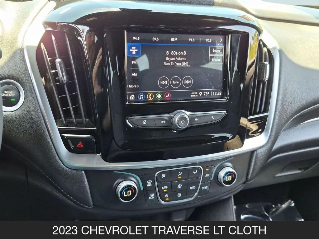 Used 2023 Green Chevrolet LT image 26