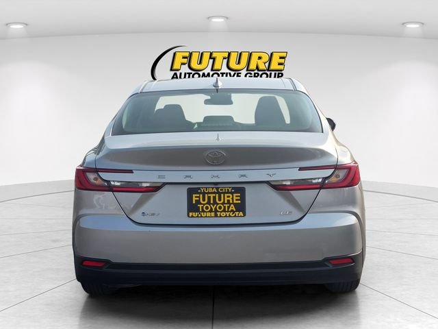 Used 2025 Silver Toyota LE image 5