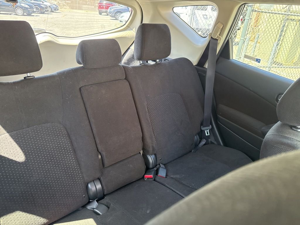 Used 2013 Blue Nissan S image 24