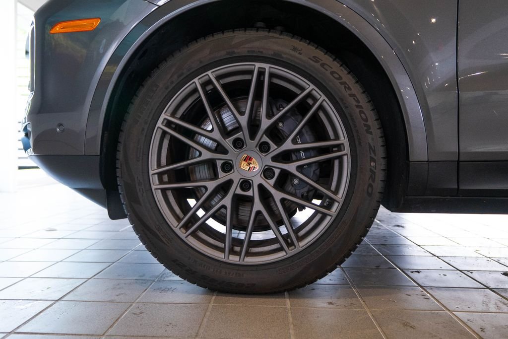 Used 2025 Grey Porsche Base image 12