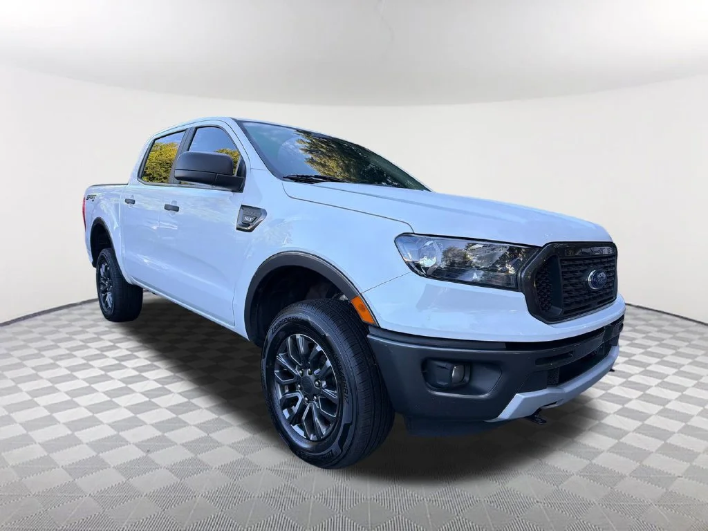 Used 2020 White Ford XLT image 3
