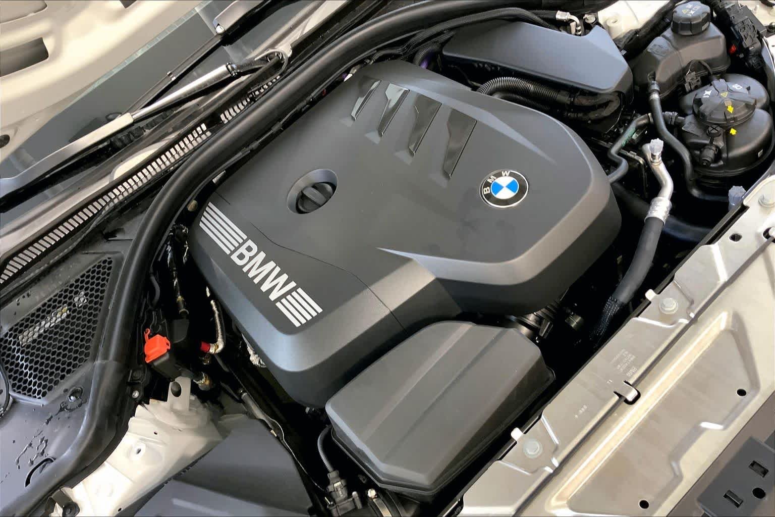New 2026 Mineral White Metallic BMW 330i NA xDrive image 17