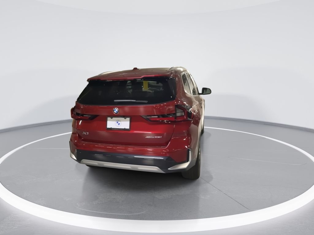 Used 2026 Red Metallic BMW xDrive28i image 7
