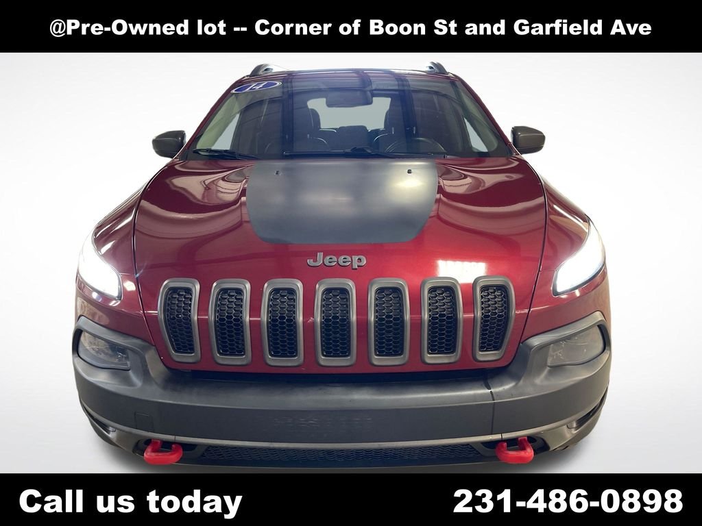 Used 2014 Red Jeep Trailhawk image 8