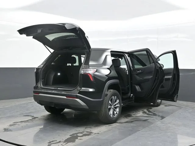2026 Chevrolet Equinox LT - Photo 29