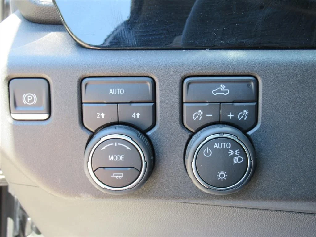 Used 2024 Gray Chevrolet LT image 20