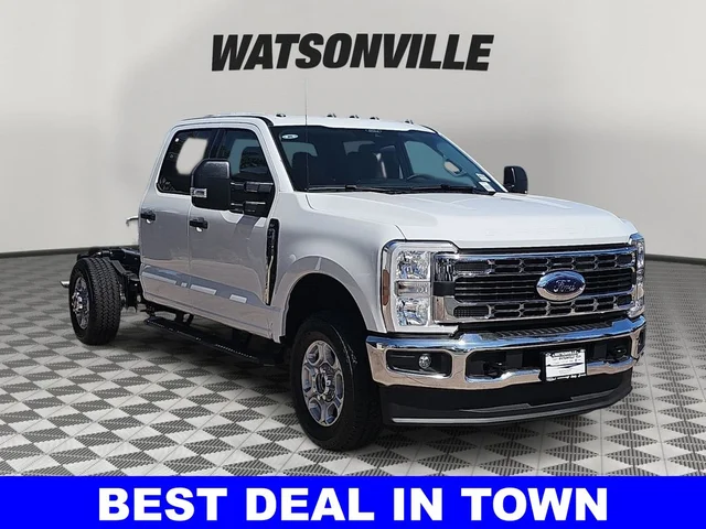 2026 Ford Chassis Cab F-350® XLT