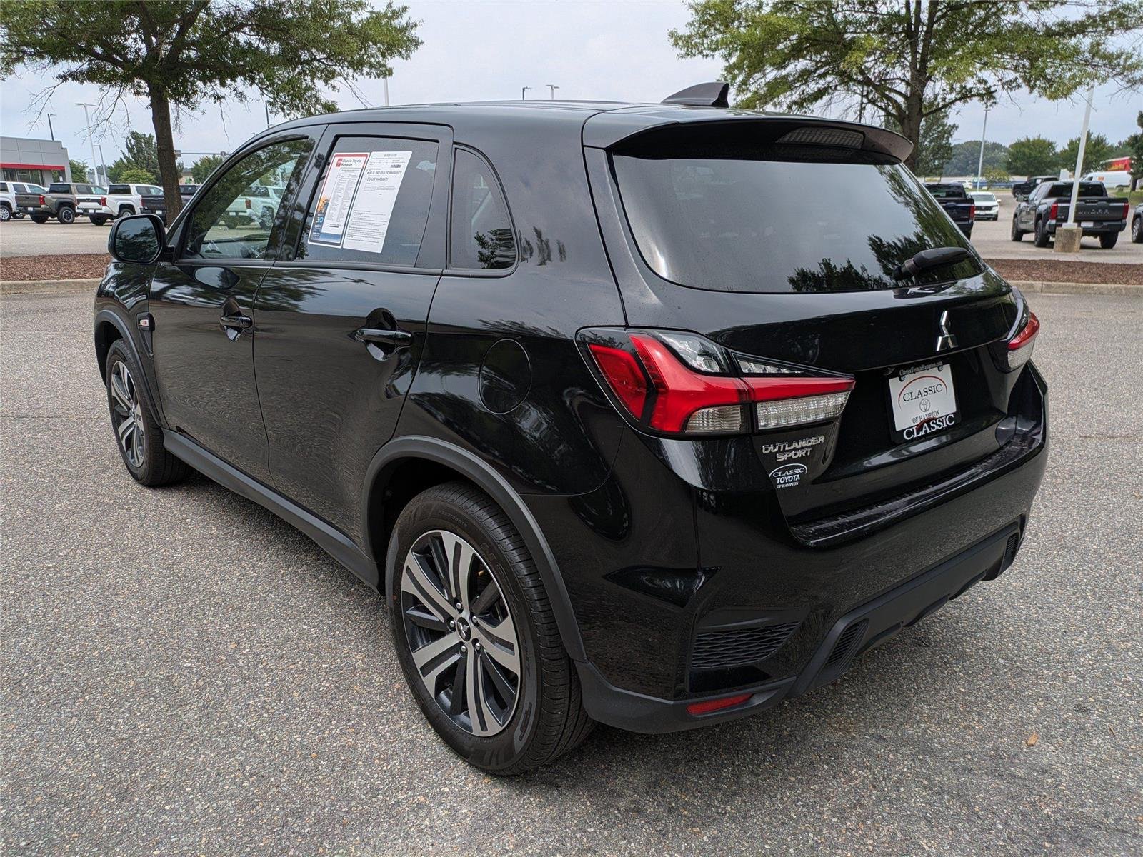 Used 2025  Mitsubishi S image 6