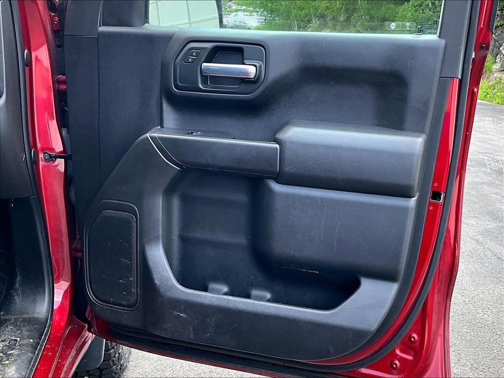 Used 2021 Cherry Red Tintcoat Chevrolet Custom image 12