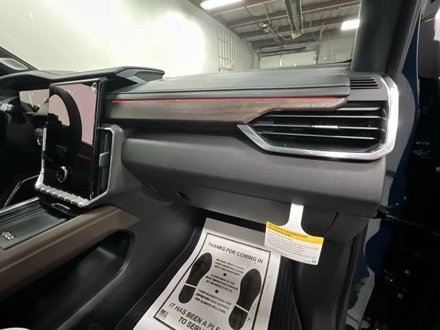 2027 GMC Acadia Denali Ultimate - Photo 31