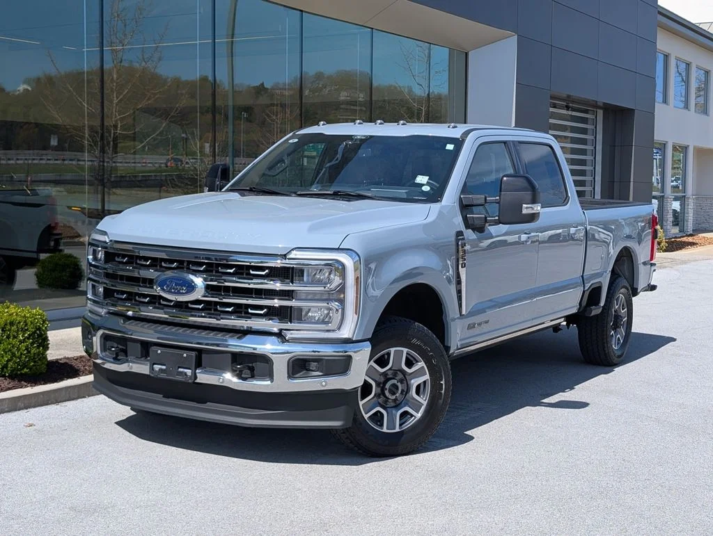 2024 Ford F-350 Lariat 4x4 Crew Cab 6-3/4' Box SRW's photo