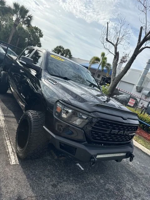2022 RAM 1500 Big Horn/Lone Star 4x4 Crew Cab 5'7's photo