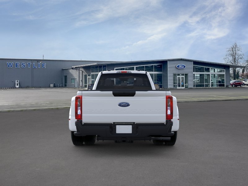 New 2026 Oxford White Ford F-350® XL image 5