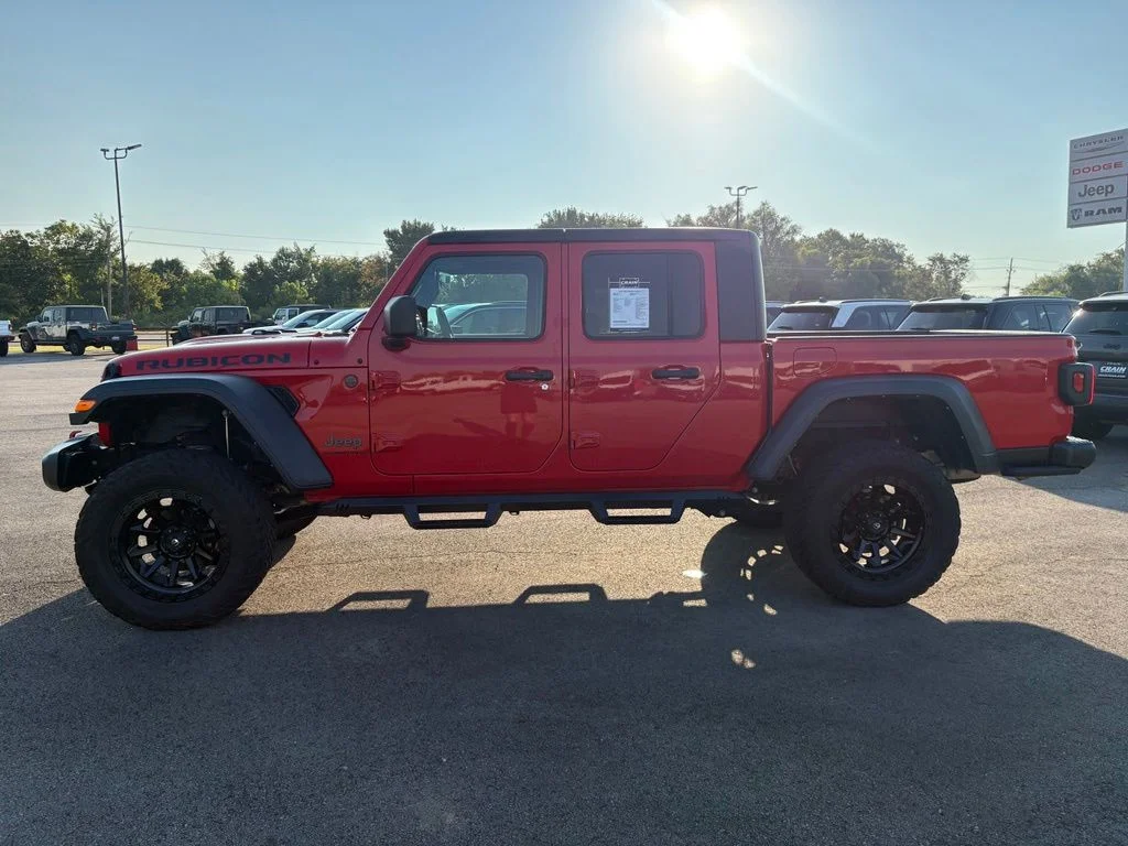 Used 2023 Red Jeep Rubicon image 4
