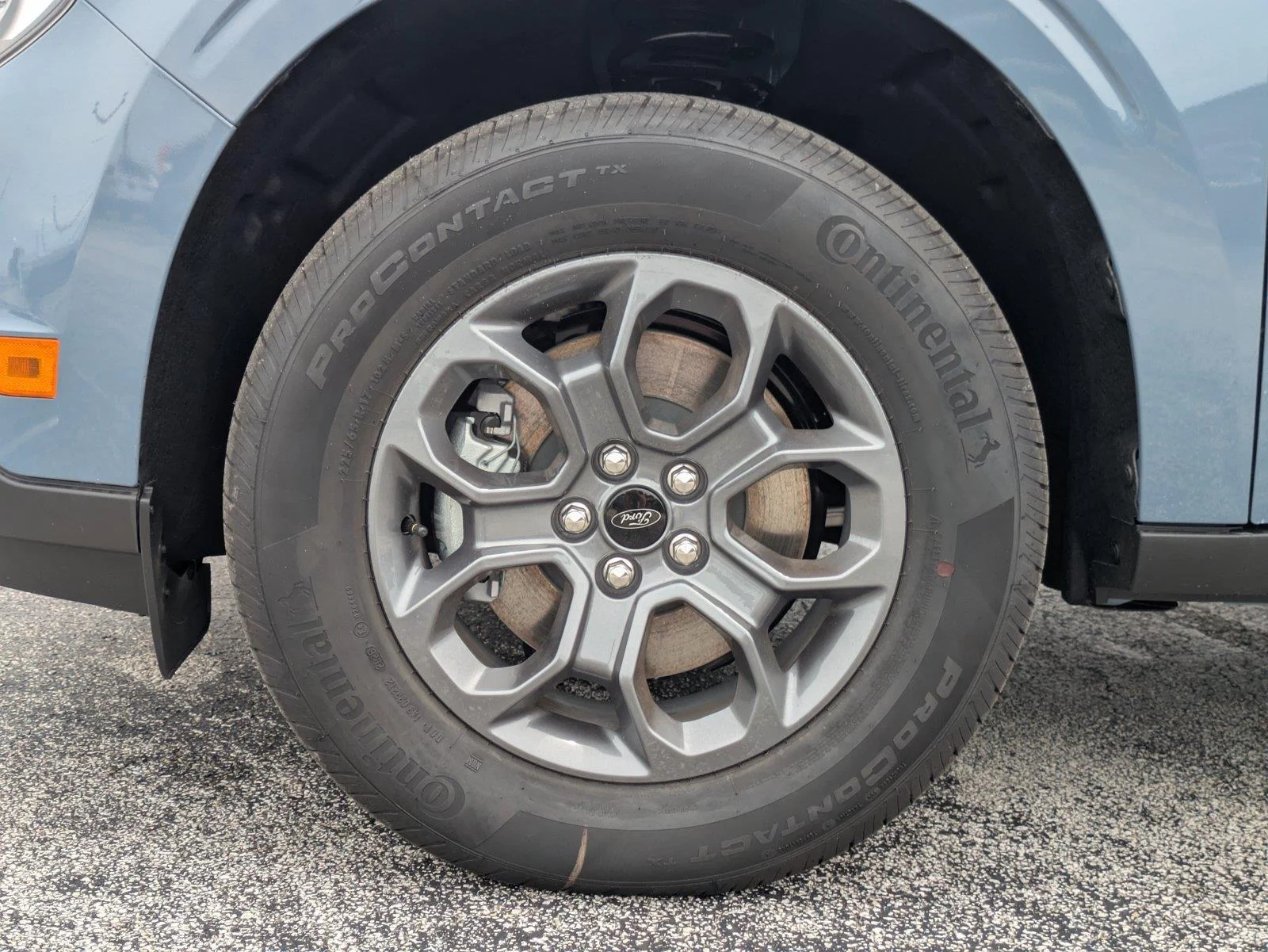 New 2026 Azure Gray Metallic Tri-Coat Ford XLT image 10