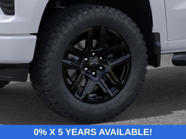 New 2026 Summit White Chevrolet Custom image 11