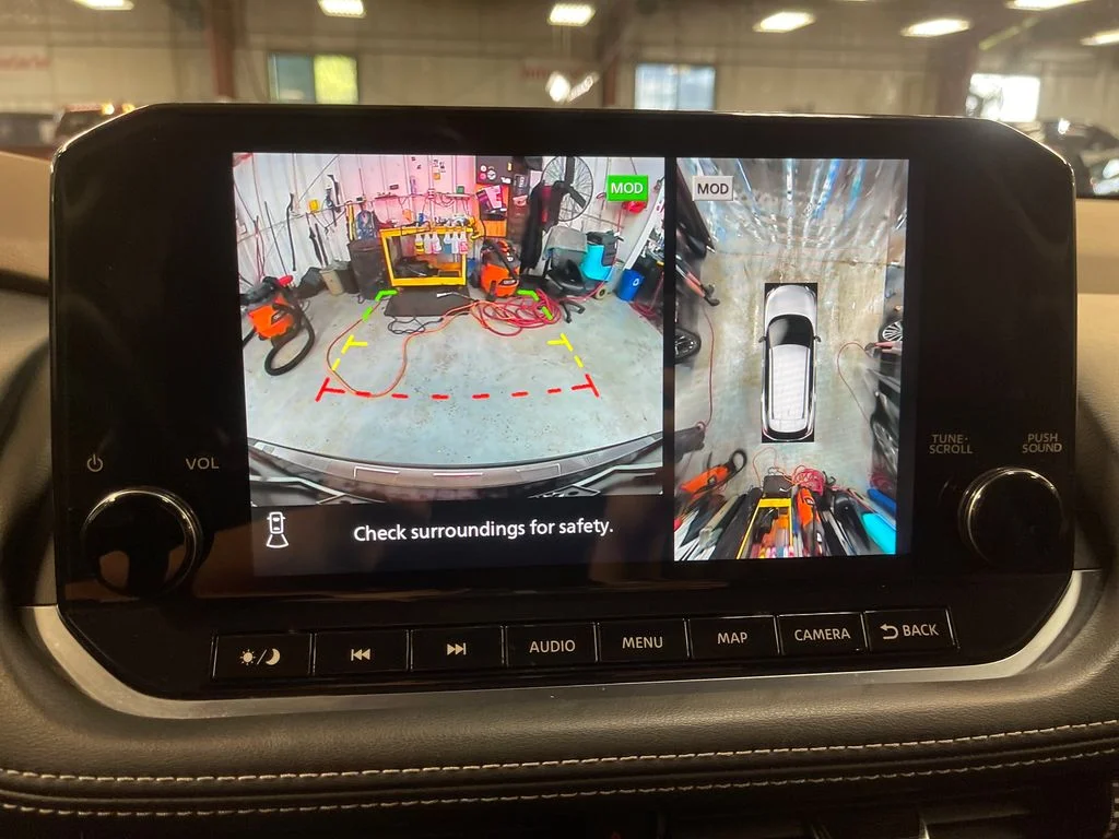 Used 2021 Black Nissan SL image 28