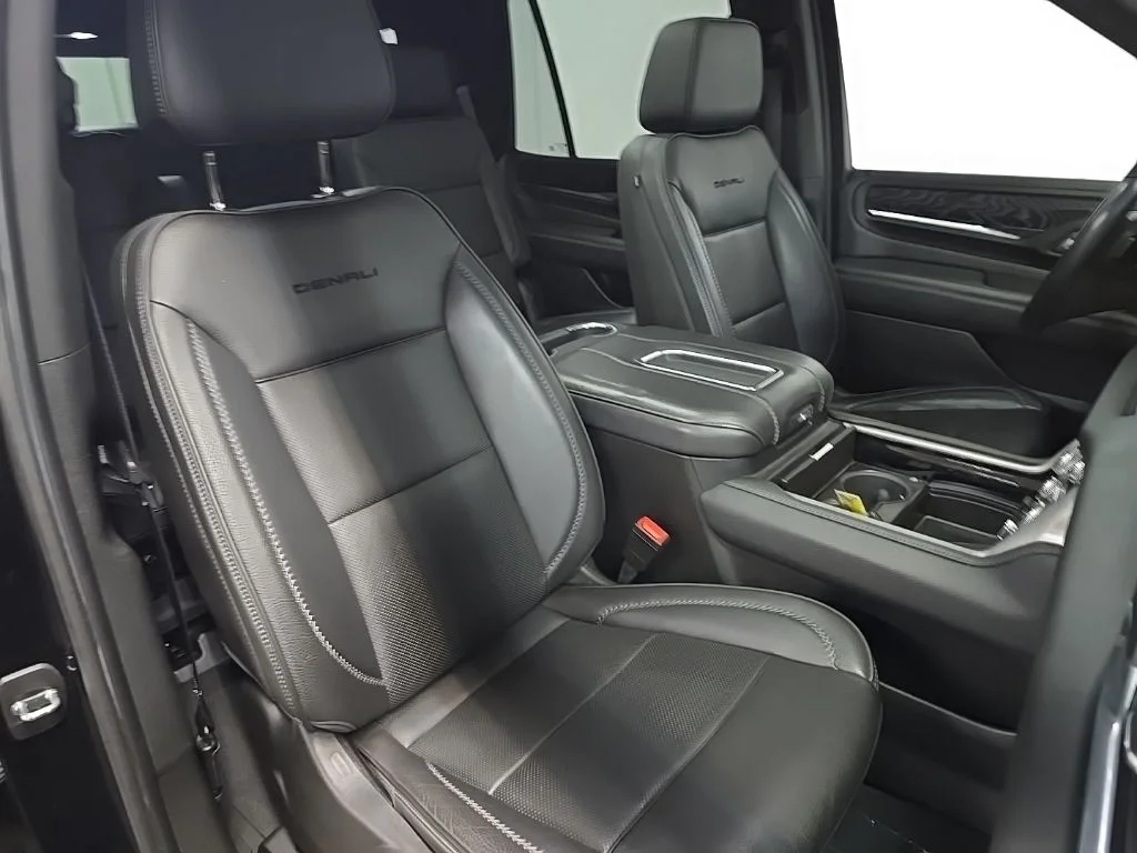 Used 2021 Black GMC Denali image 15