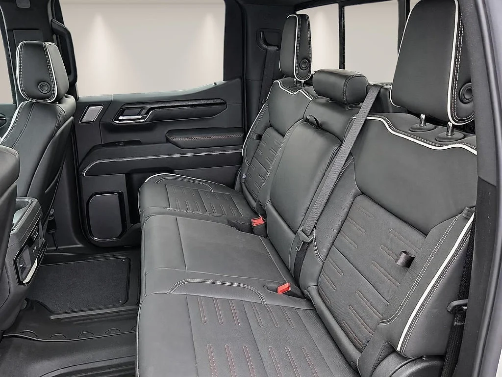 2026 GMC Sierra 1500 AT4X - Photo 12