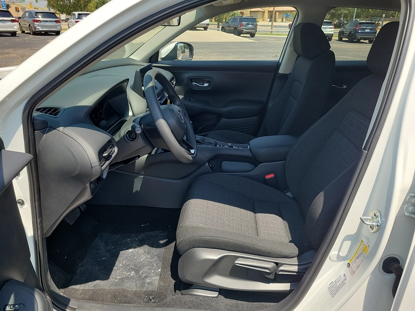 New 2027 Platinum White Pearl Honda LX 2WD image 19