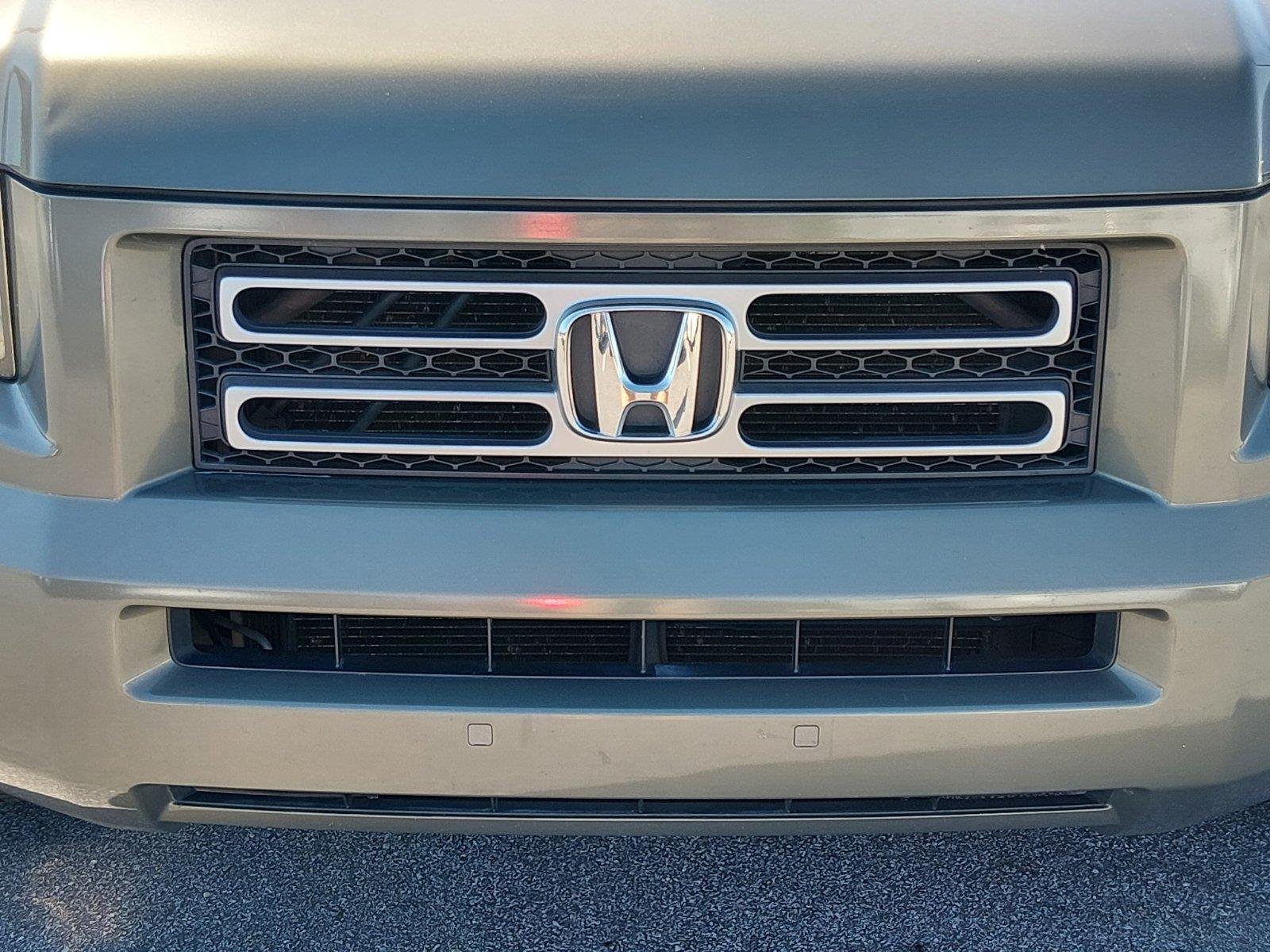 Used 2007  Honda RTL w/Leather image 9
