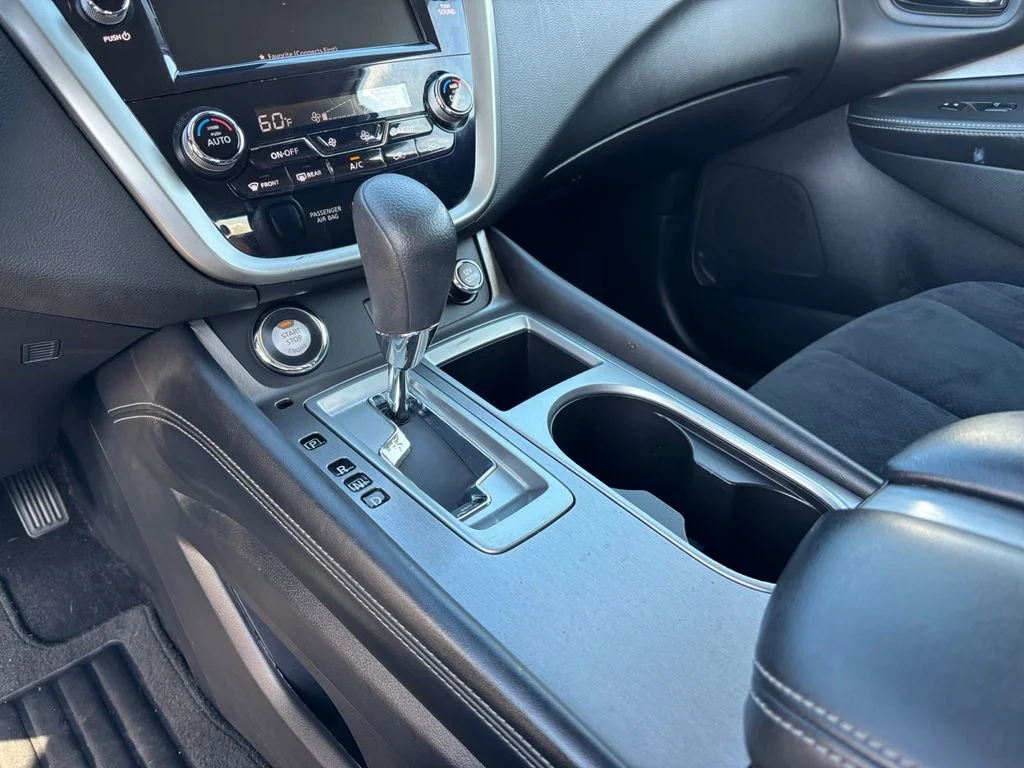 Used 2020 Black Nissan S image 28