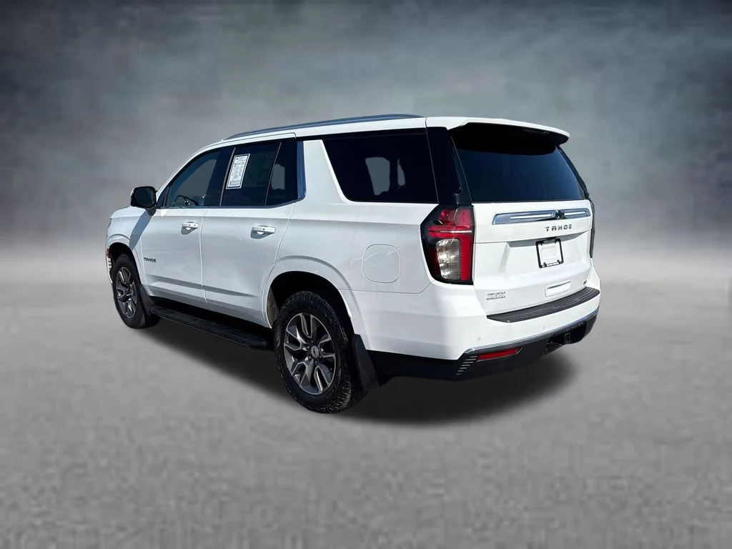 Used 2022 Summit White Chevrolet LT image 9