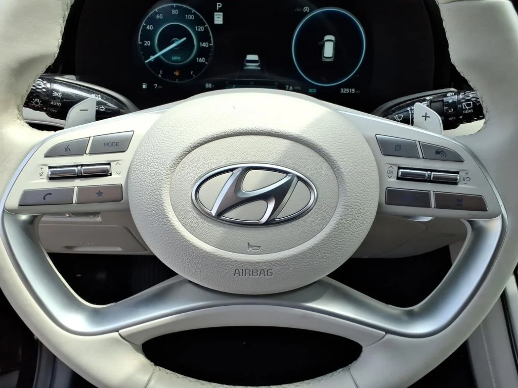 Used 2024 Black Hyundai Limited image 25