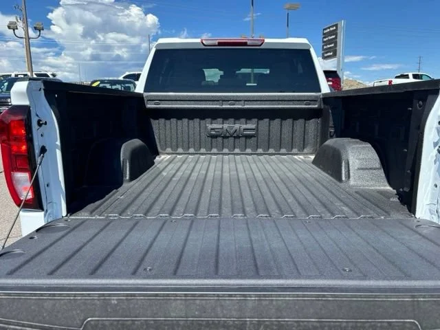 New 2026 Summit White GMC SLE image 20