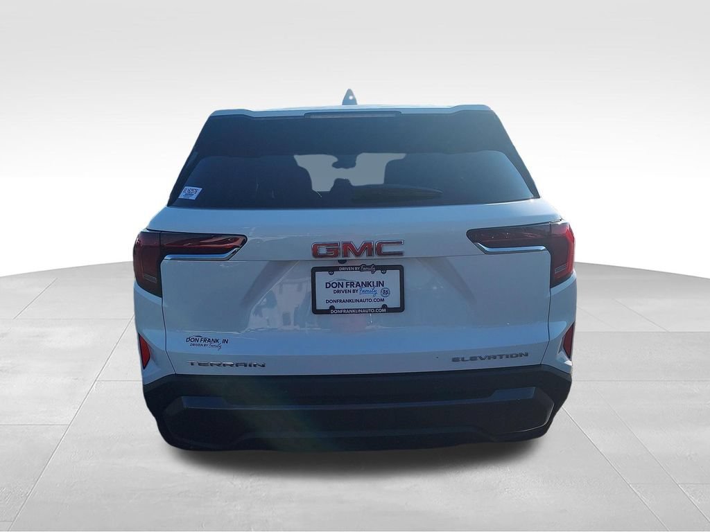 New 2027 Summit White GMC Elevation image 4