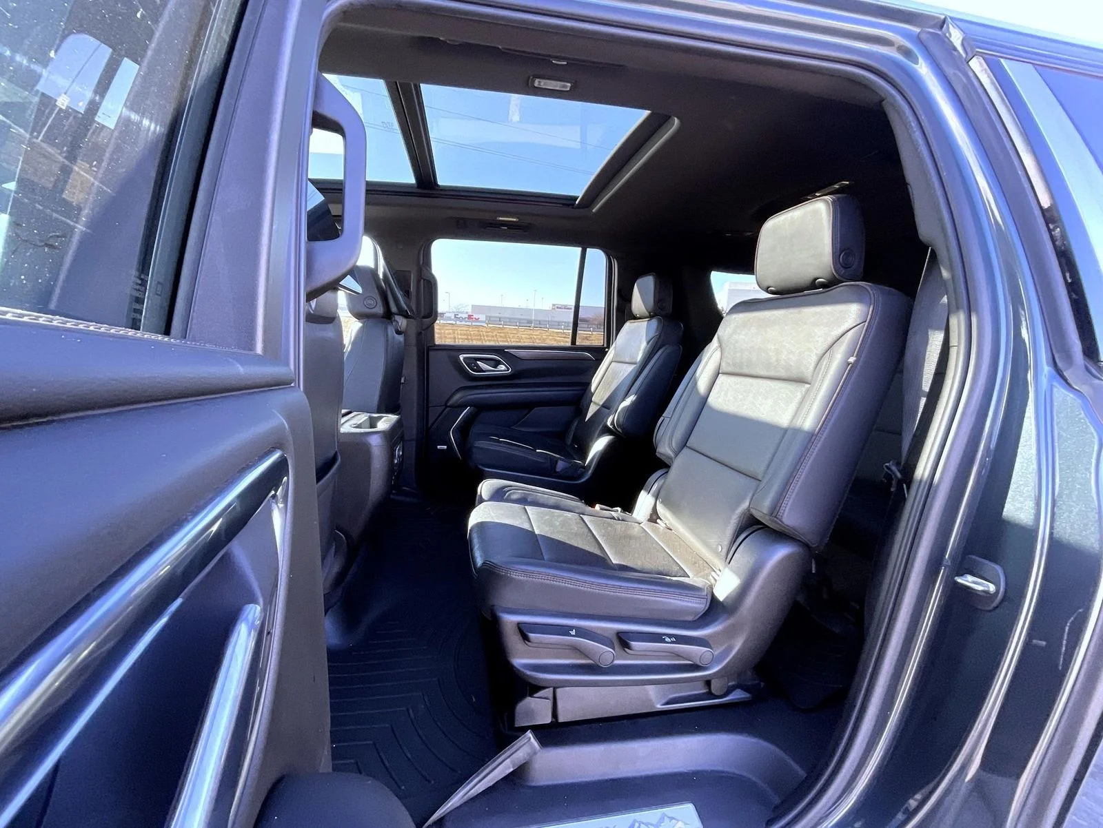 Used 2021 Gray Chevrolet High Country image 19