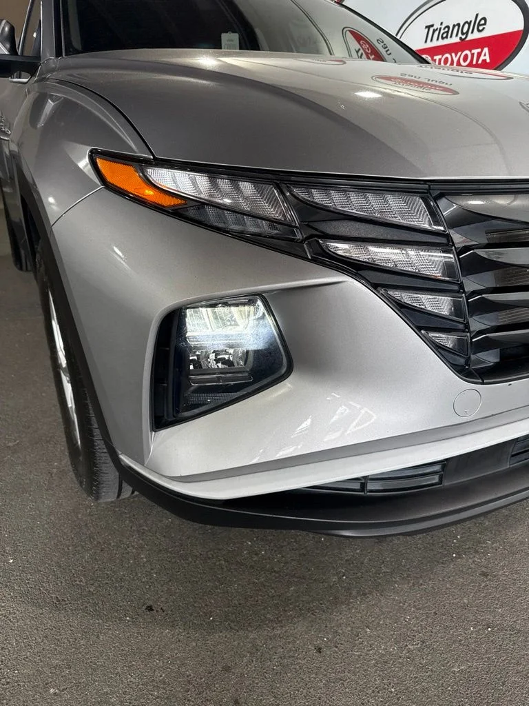 Used 2023 Silver Hyundai SE image 12