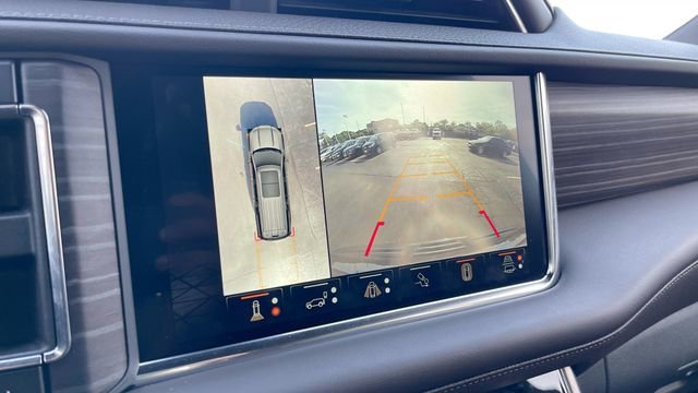 2024 GMC YUKON - Image 14