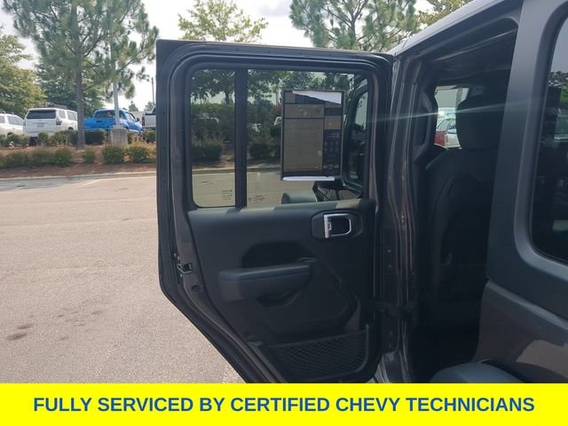 Used 2025 Gray Jeep Rubicon image 35