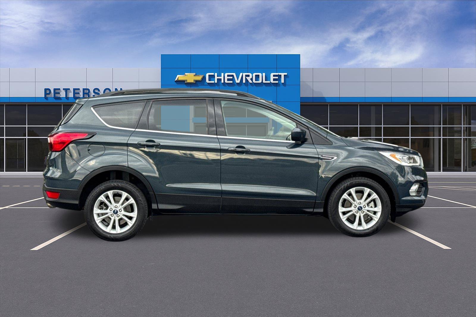 Used 2019 Green Ford SEL image 3