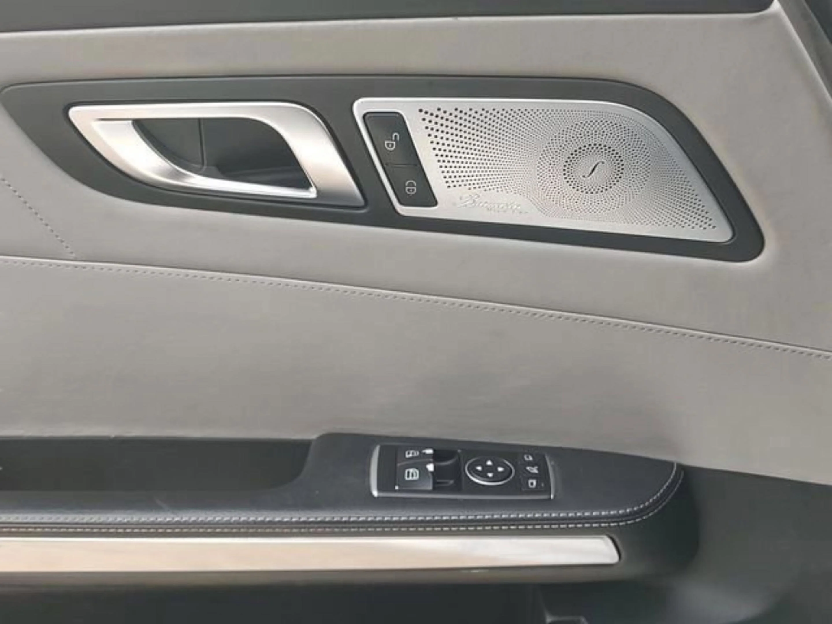 Used 2016 Silver Mercedes-Benz S image 27