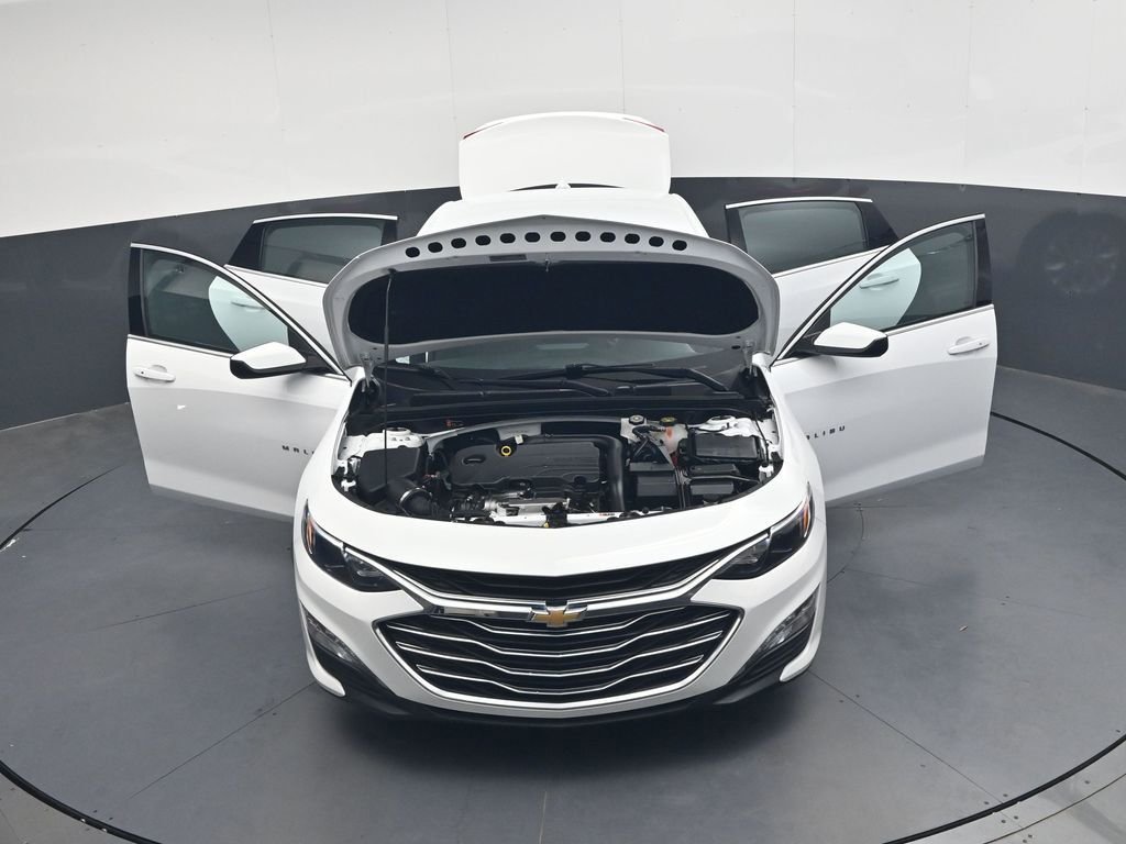 Used 2023 White Chevrolet LT image 51