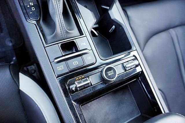 Used 2025 Gray Kia GT-Line image 32