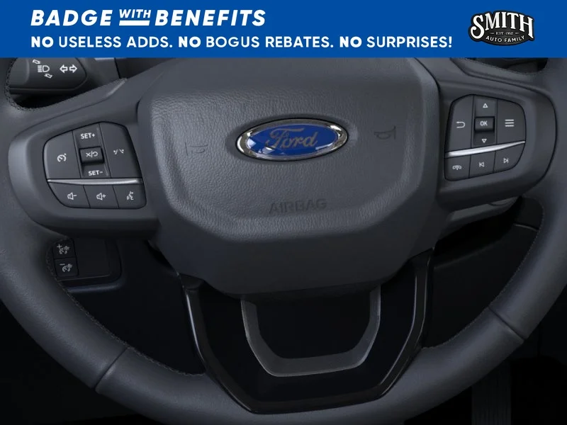 New 2025 Oxford White Ford XLT image 13